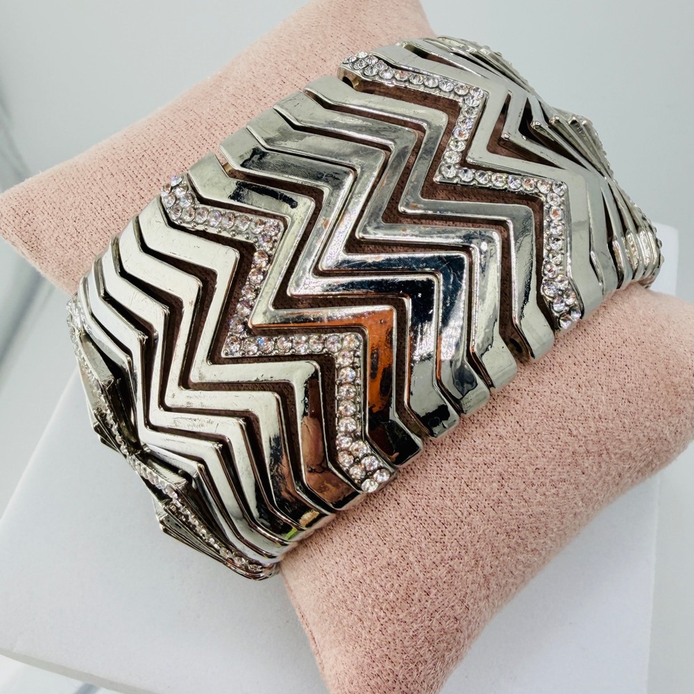 Chevron Zigzag Cuff Style Stretch Silver & Rhinestones Bracelet